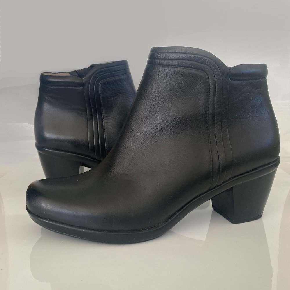 Naturalizer Elizabeth Boot (6M) Black
